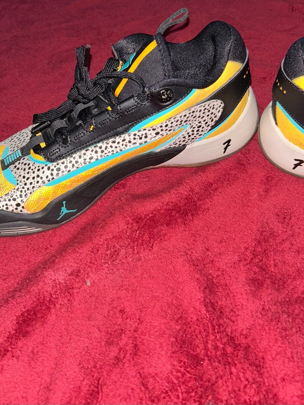 Jordan Luka 2 The Pitch - Picture 2 of 4